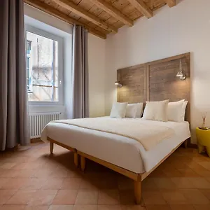 Casa Modelli Konukevi