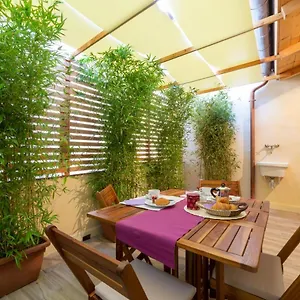 https://industrial-design-loft-with-outdoor-living-terrace.it-tuscanyhotel.com